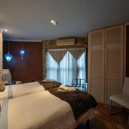 Angeles Apartment *